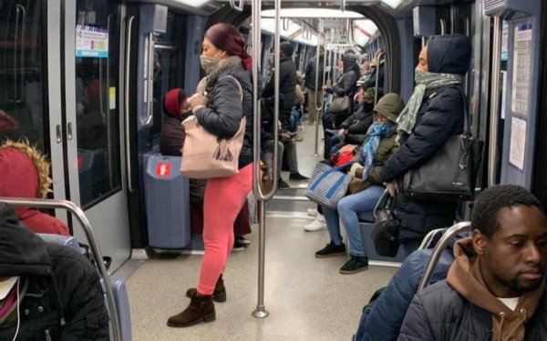 Désinfection des bus RATP : « les travailleurs n'ont ni masques, ni lunettes, et des chiffons sales »