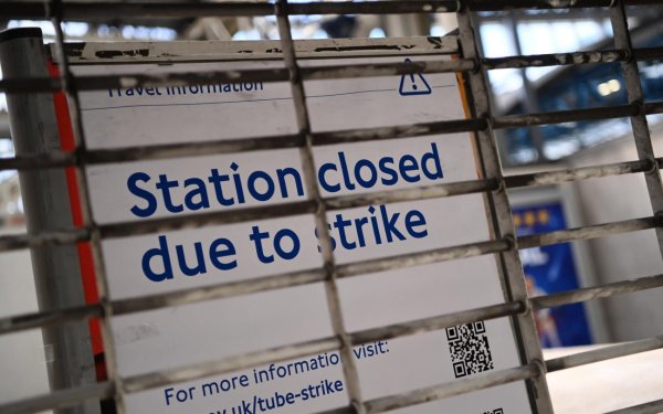Face à l'inflation, une vague de grève historique au Royaume-Uni 