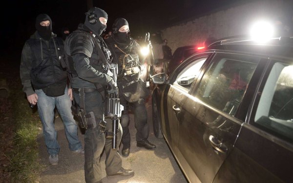 Opération « anti-terroriste » au Pays Basque Nord. Mensonge d'État et provocation