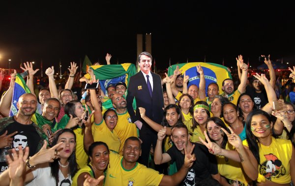 Brésil. Rejet massif du maillot jaune de la Seleção, devenu un symbole du bolsonarisme 