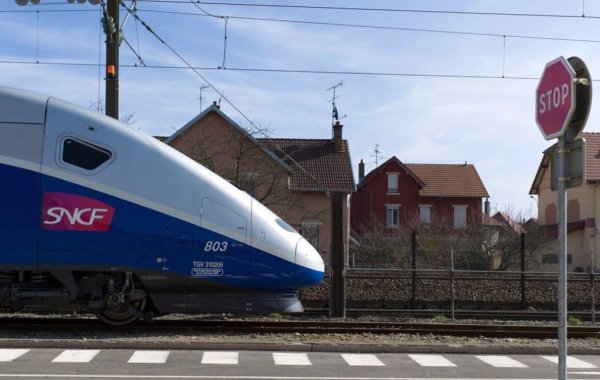 SNCF : pressions sur les militants syndicaux, souffrance au travail, suicides… un cheminot raconte