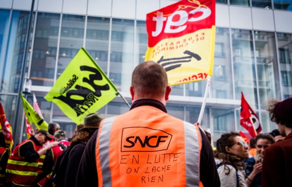 Macron à Strasbourg : la manifestation des cheminots est interdite !