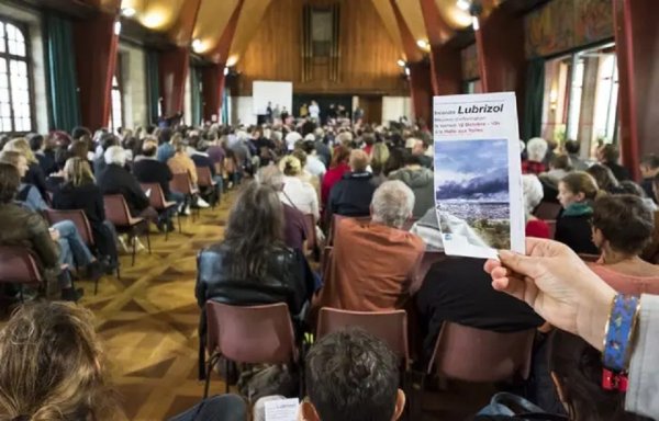 Lubrizol. 800 Rouennais réunis en assemblée s'organisent pour la vérité face aux conséquences de l'incendie