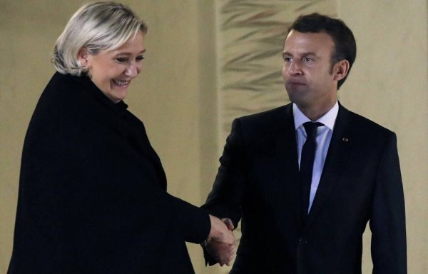 « Non, Le Pen n'est pas une alternative à Macron ! » Le billet d'Anasse Kazib