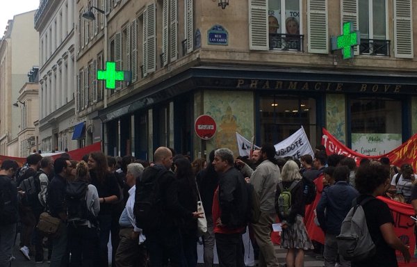 Lycées en grève et en colère devant le Conseil Régional d'Île-de-France