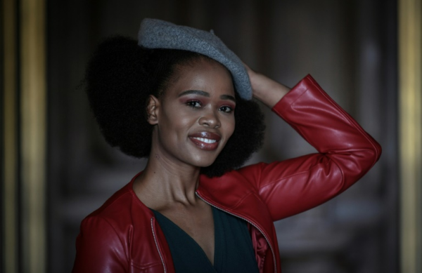 La chanteuse sud-africaine Pretty Yende interpellée brutalement à l'aéroport de Roissy 