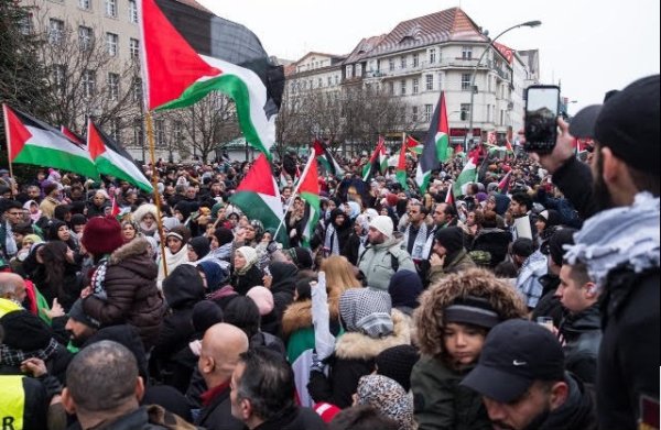 Berlin : 2000 personnes en soutien à la Palestine