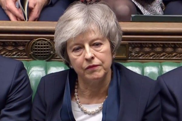Défaite humiliante pour Theresa May. Le Parlement Britannique rejette l'accord sur le Brexit