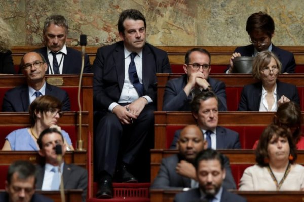 Scandale selon le Figaro : Les députés sortants doivent s'abaisser à pointer à pôle emploi