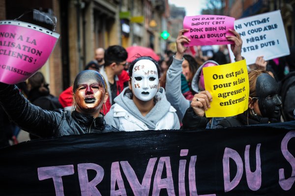 Rafle au Bois de Boulogne : violences policières, racisme et transphobie d'état 