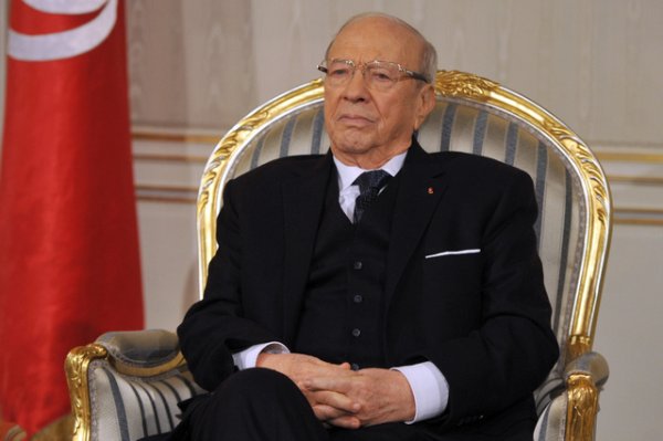 Tunisie. Serrage de vis et peine de mort