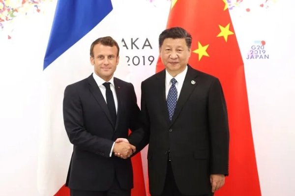 En Chine, Macron tente de reprendre la main à l'échelle Européenne