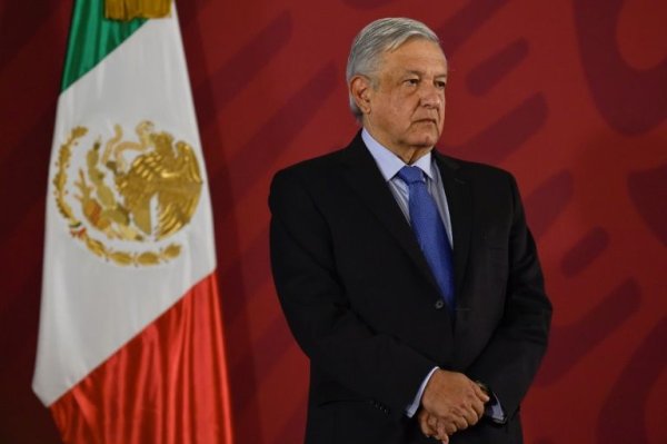 Mexique : Le gouvernement déconfine prématurément pour rouvrir les usines 