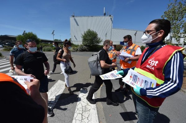 Les ouvriers de Renault Maubeuge en grève après l'annonce des 4 600 suppressions d'emplois