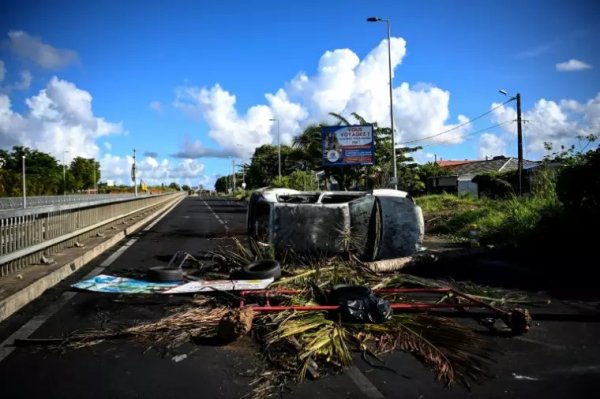 Guadeloupe : malgré la répression et les manœuvres de division, la mobilisation continue