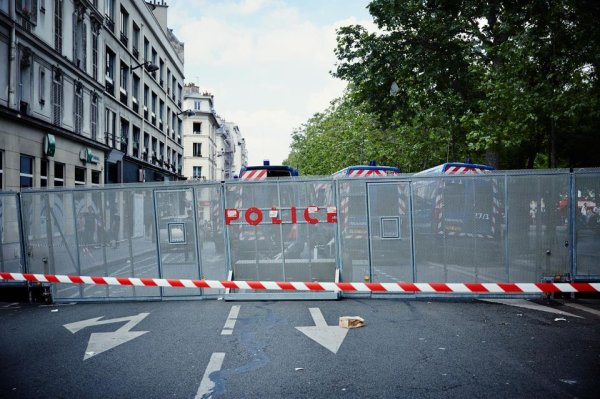 La manif du 23 à Paris : une provocation plutôt qu'une « victoire pour la démocratie ». Et maintenant ?