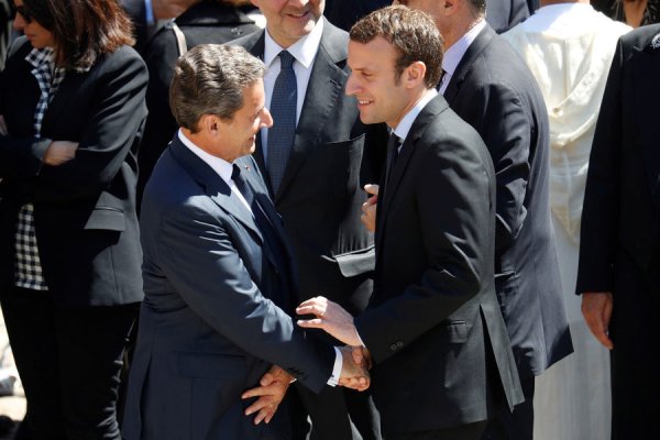 Tournée africaine de Macron : comme au temps béni de Sarkozy ?