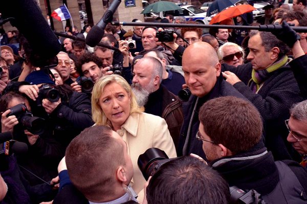 Marine Le Pen n'a jamais été et ne sera jamais du côté des cheminots 