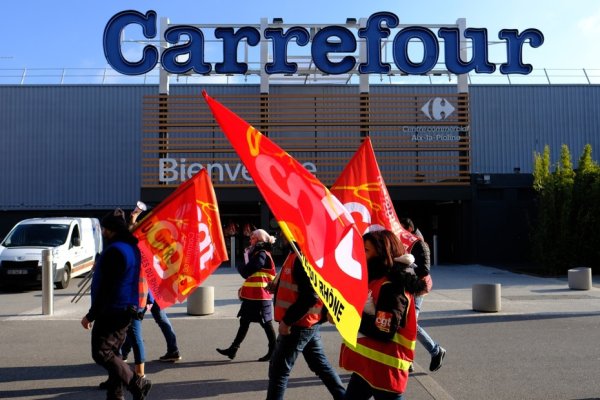 Les travailleurs de Carrefour en grève pour le début du week-end de Pâques