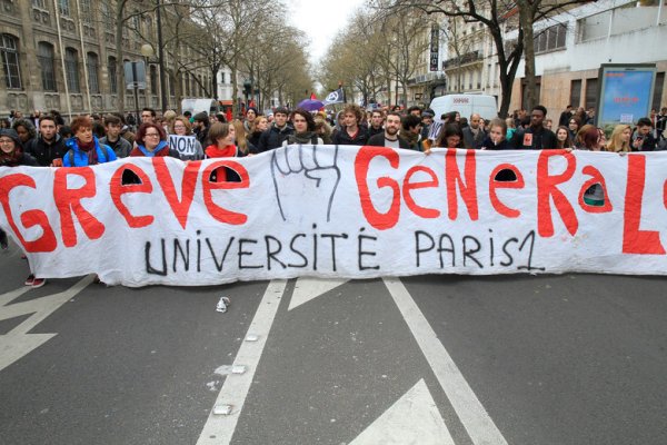 Universités : contre la hausse des frais d'inscription, les étudiants vont-ils rejoindre les Gilets Jaunes ?