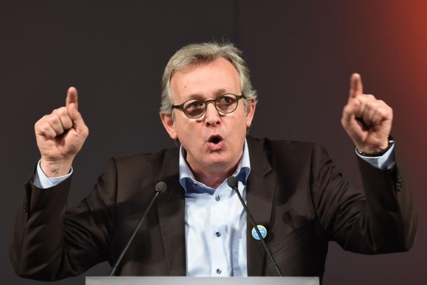 Régionales à Paris : Pierre Laurent, le candidat cumulard du PCF pour le Front de Gauche