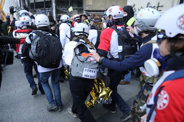 Acte 18. Tirs de LBD, grenades de désencerclement, de nombreux blessés à Paris