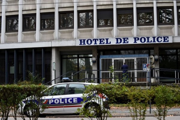 Un homme meurt à l'issue de sa garde à vue dans un commissariat parisien
