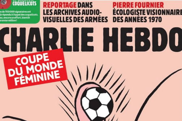 Une sur le foot féminin : Charlie Hebdo verse dans le sexisme le plus abject 