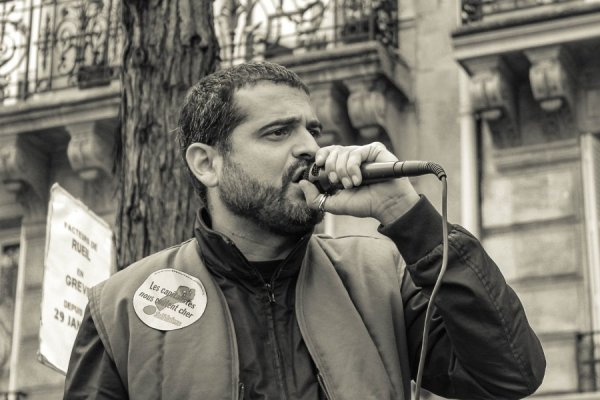 Gaël Quirante interpellé à son domicile : une attaque très politique contre le droit de grève