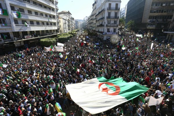 Algérie. Les manifestants ne se laissent pas intimider par le chef de l'appareil militaire