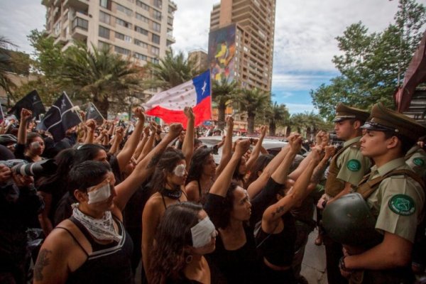 Au Chili, des policiers et militaires accusés de violences sexuelles contre les manifestant.e.s