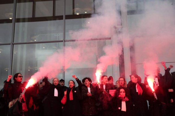 Blocage du tribunal de Paris : Durcissement du mouvement des avocats