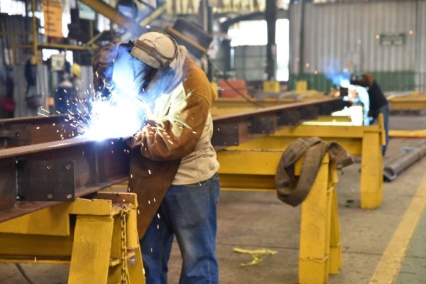 Le gouvernement veut généraliser l'accord de chômage partiel prolongé déjà signé dans la métallurgie