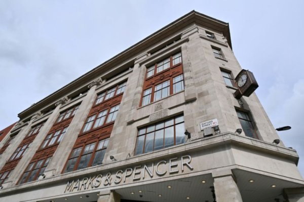 La chaine de magasins Marks and Spencer annonce 7000 suppressions d'emplois