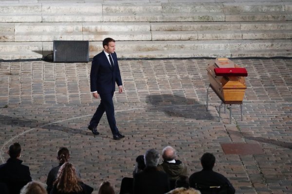 Hommage de Macron à Samuel Paty. Un discours hypocrite pour les enseignants sur fond d'instrumentalisation