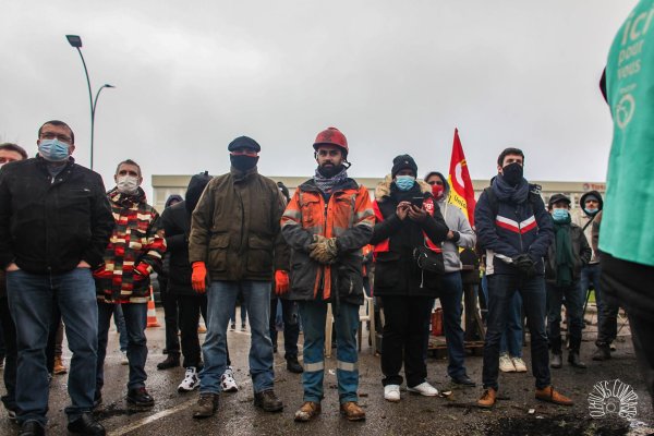 Grève contre les suppressions d'emplois à Grandpuits : « c'est un nouveau Bridgestone déguisé »