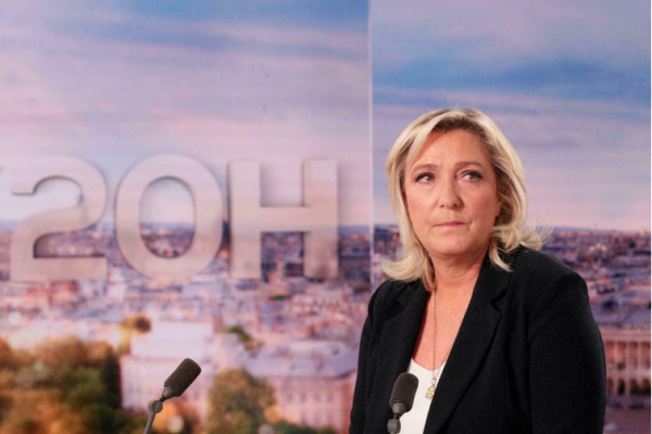 Amie du patronat : Marine Le Pen opposée à l'augmentation des salaires