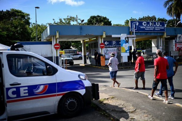 Guadeloupe. La police expulse violemment le piquet de grève du CHU de Pointe-à-Pitre