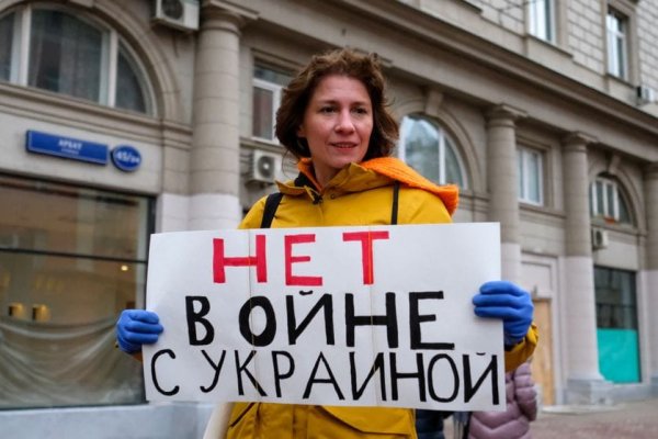 Une étudiante russe dénonce : "Les sanctions contre la Russie affectent le peuple qui n'a rien demandé"
