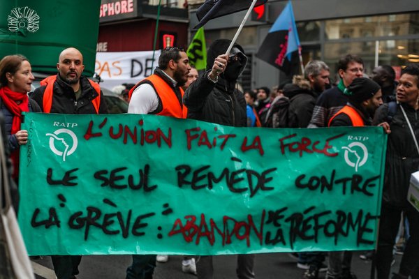 19 janvier : l'ensemble des syndicats RATP et SNCF rejoignent le mouvement