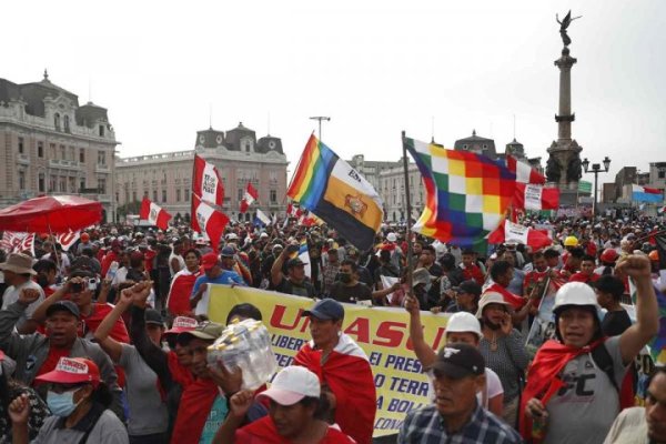Pérou. Après la grève du 9 février, la revendication d'une assemblée constituante dans tous les esprits