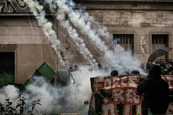 [Photo] Paris. La manifestation antifa réprimée