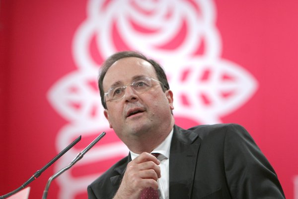 Avec la Loi Travail, Hollande le prouve une fois encore : le PS, c'est aussi la droite !