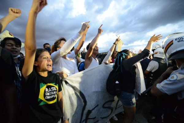 Brésil. Plus de 50 lycées occupés dans le pays : la jeunesse montre la voie !