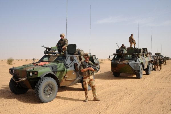 L'armée française lance une intervention à la frontière burkinabé-malienne 