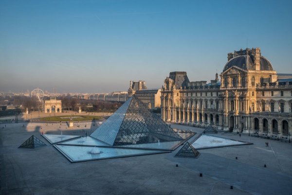 Le Louvre fermé, les travailleurs en droit de retrait !