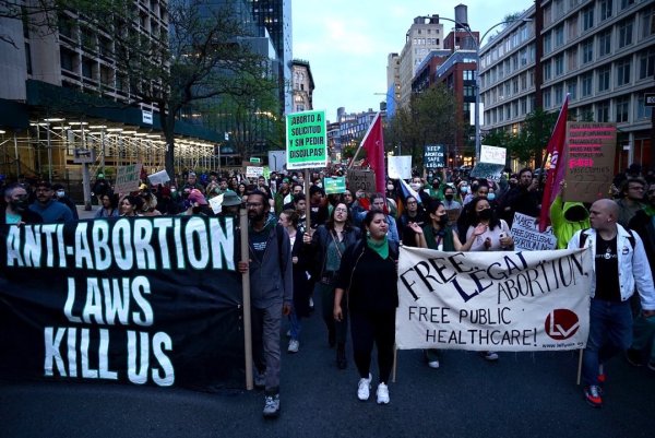 États-Unis. Des milliers de manifestantes prennent la rue pour défendre le droit à l'avortement 