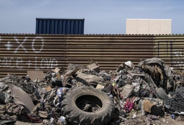 En attendant son mur, Trump envoie l'armée surveiller la frontière USA/Mexique