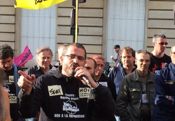 Licenciement de Gaël Quirante : les postiers du 92 répliquent par la grève reconductible