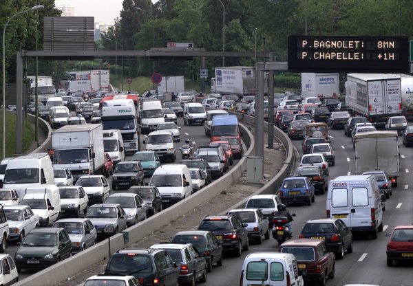Paris, interdiction des véhicules polluants au 1er juillet : mesure écologique, vraiment ? 